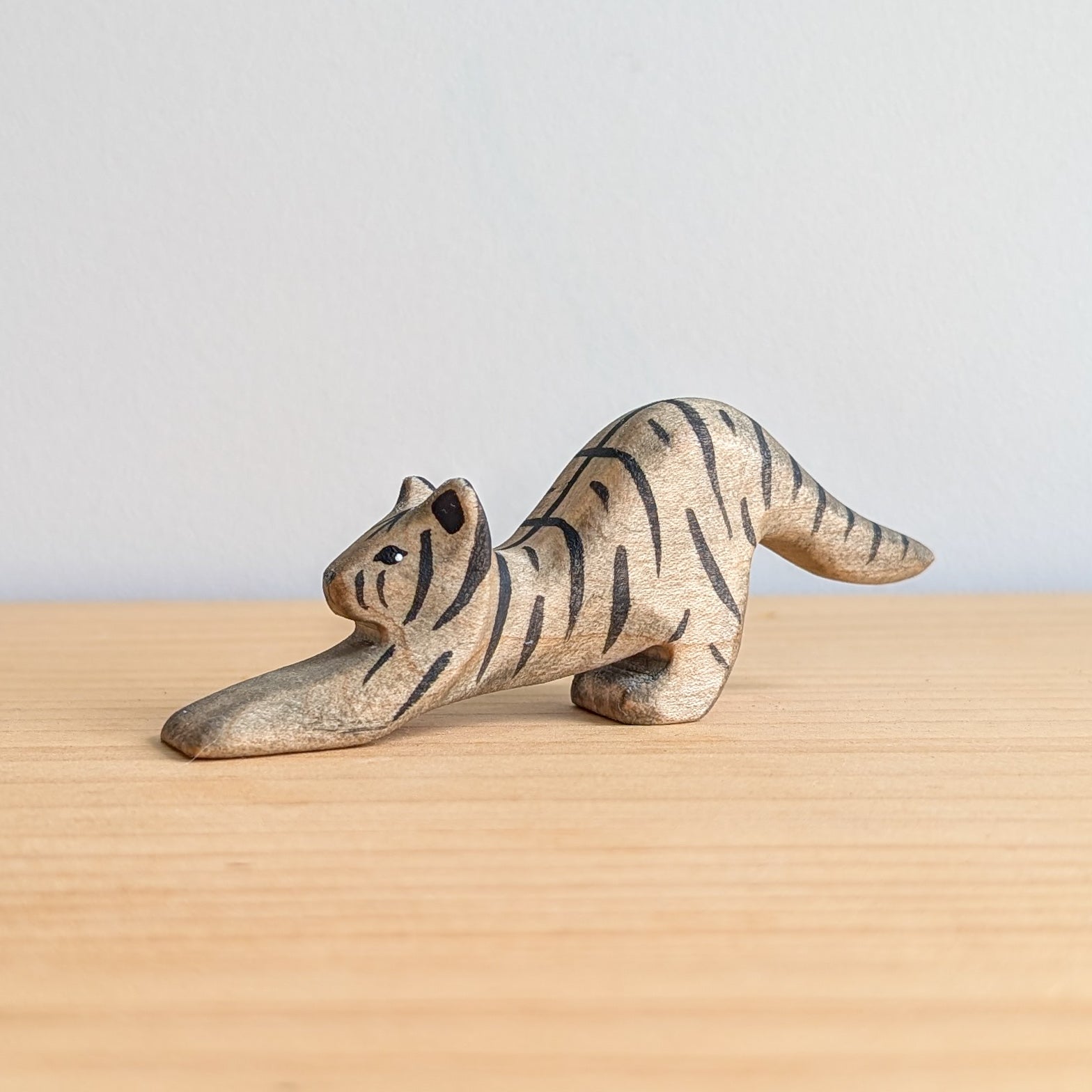 Cat Stretching Wooden Toy - Various Colours